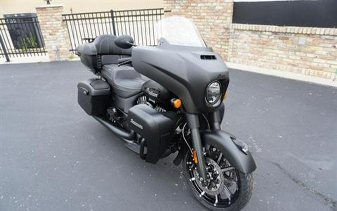 2024 Indian Motorcycle Roadmaster® Dark Horse® with PowerBand Audio Package
