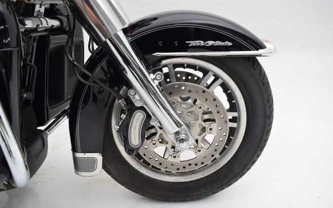 2017 Harley-Davidson FLHTCUTG - Tri Glide Ultra