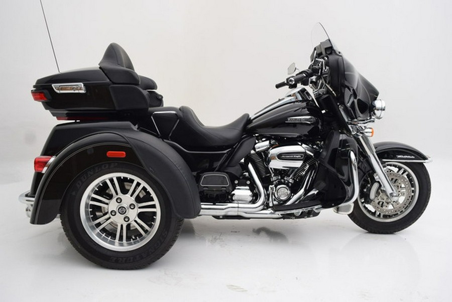 2017 Harley-Davidson FLHTCUTG - Tri Glide Ultra