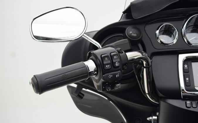 2017 Harley-Davidson FLHTCUTG - Tri Glide Ultra