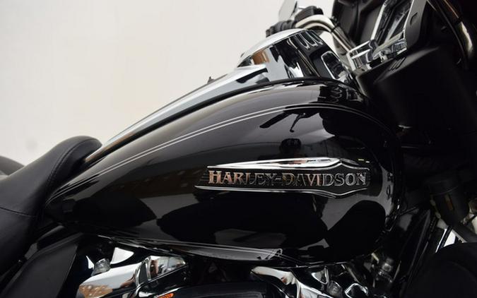 2017 Harley-Davidson FLHTCUTG - Tri Glide Ultra