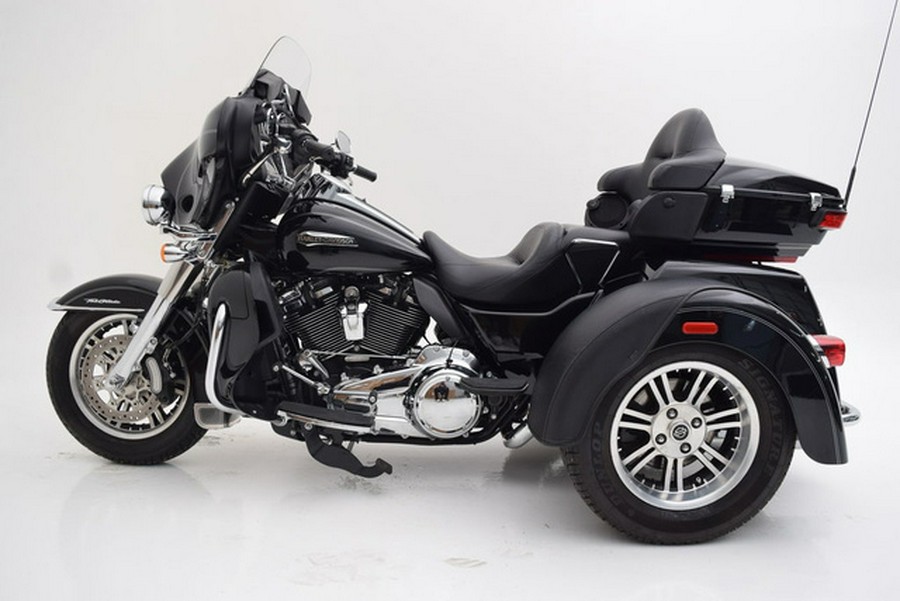 2017 Harley-Davidson FLHTCUTG - Tri Glide Ultra