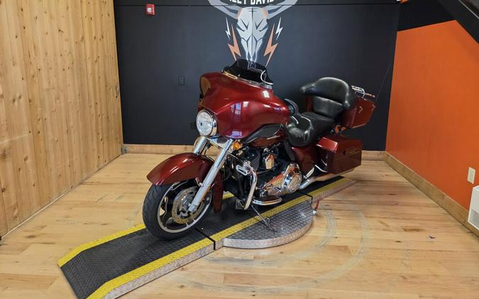 FLHX 2010 Street Glide®