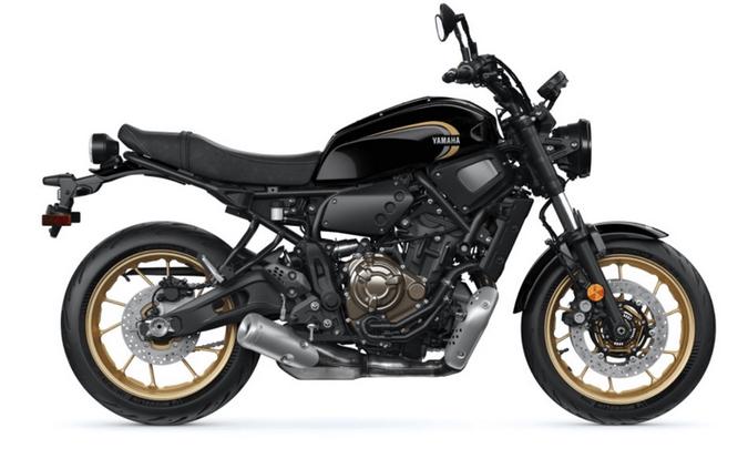 New 2025 Yamaha XSR700