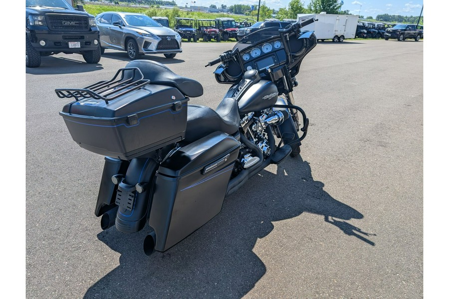2014 STREET GLIDE SPECIAL - Harley-Davidson®
