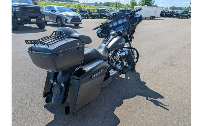 2014 STREET GLIDE SPECIAL - Harley-Davidson®