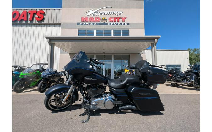 2014 STREET GLIDE SPECIAL - Harley-Davidson®