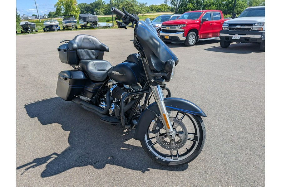 2014 STREET GLIDE SPECIAL - Harley-Davidson®