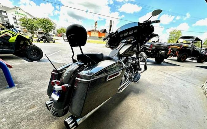 2016 Harley-Davidson® FLHXS - Street Glide® Special