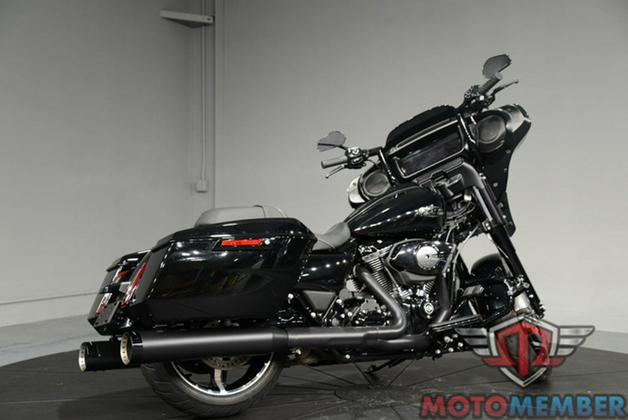 2024 Harley-Davidson FLHX - Street Glide