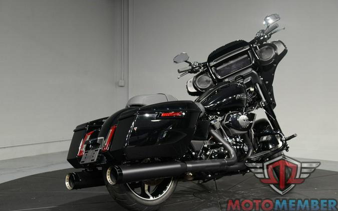 2024 Harley-Davidson FLHX - Street Glide