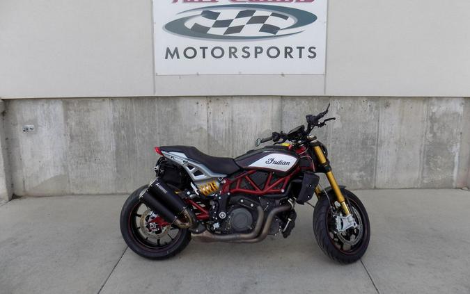2022 Indian Motorcycle® FTR R Carbon Carbon Fiber