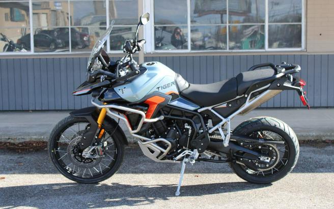 2026 TRIUMPH TIGER 900 DESERT EDITION