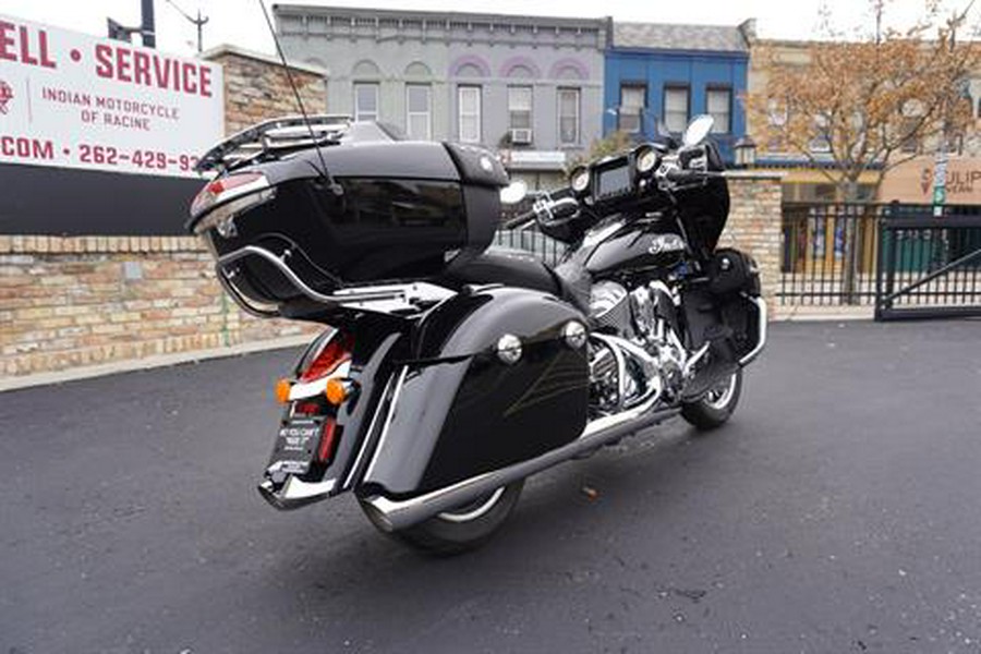 2024 Indian Motorcycle Roadmaster® with PowerBand Audio Package