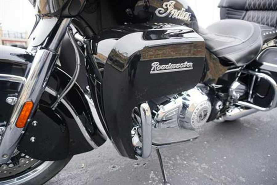 2024 Indian Motorcycle Roadmaster® with PowerBand Audio Package