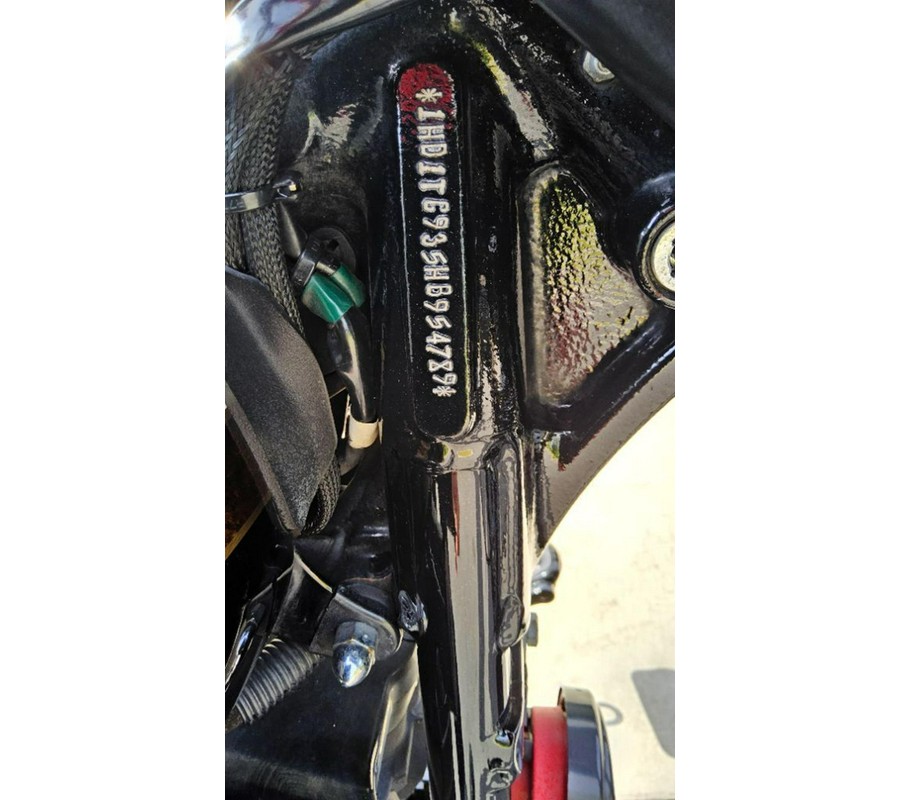2017 Harley-Davidson CVO™ Pro Street Breakout®