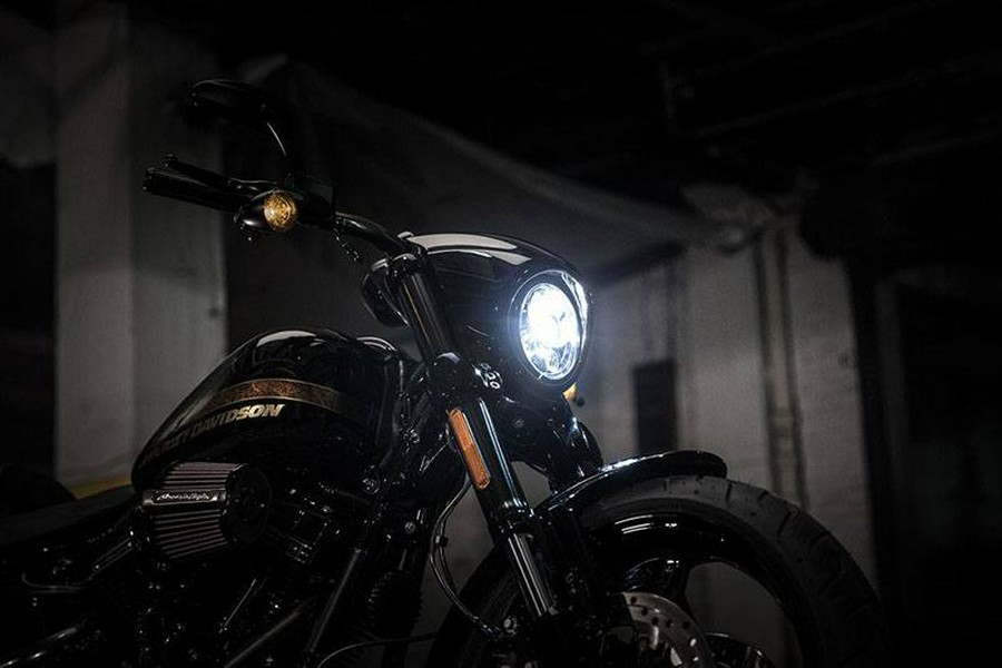 2017 Harley-Davidson CVO™ Pro Street Breakout®