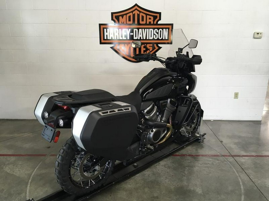 2023 Harley-Davidson® RA1250S - Pan America™ 1250 Special