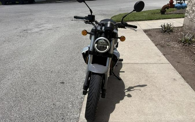 2023 Harley-Davidson® STREET 350