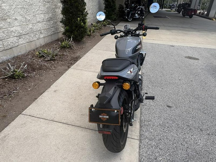 2023 Harley-Davidson® STREET 350
