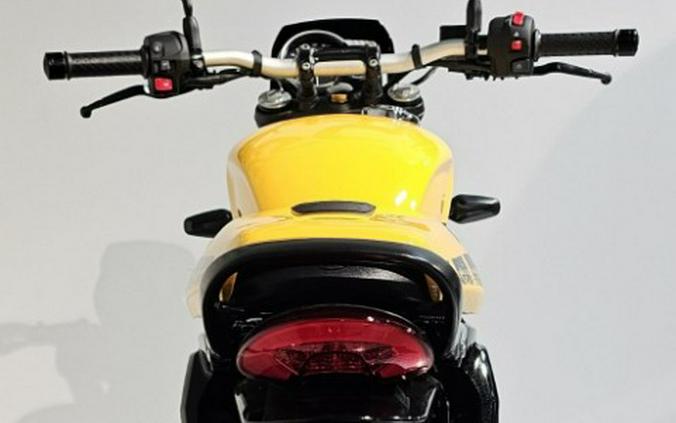 2027 Triumph Tracker 400