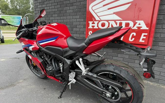 2026 Honda CBR650R E-Clutch