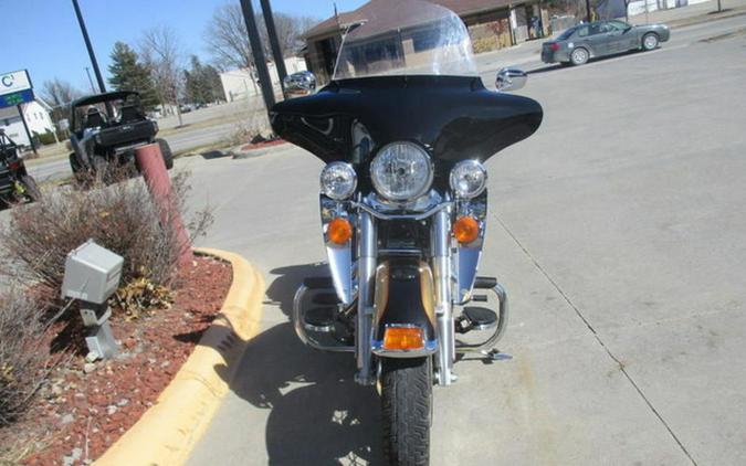 2017 Harley-Davidson Softail FLSTC - Heritage Classic