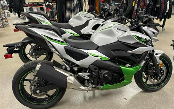 2024 Kawasaki Z7 Hybrid ABS