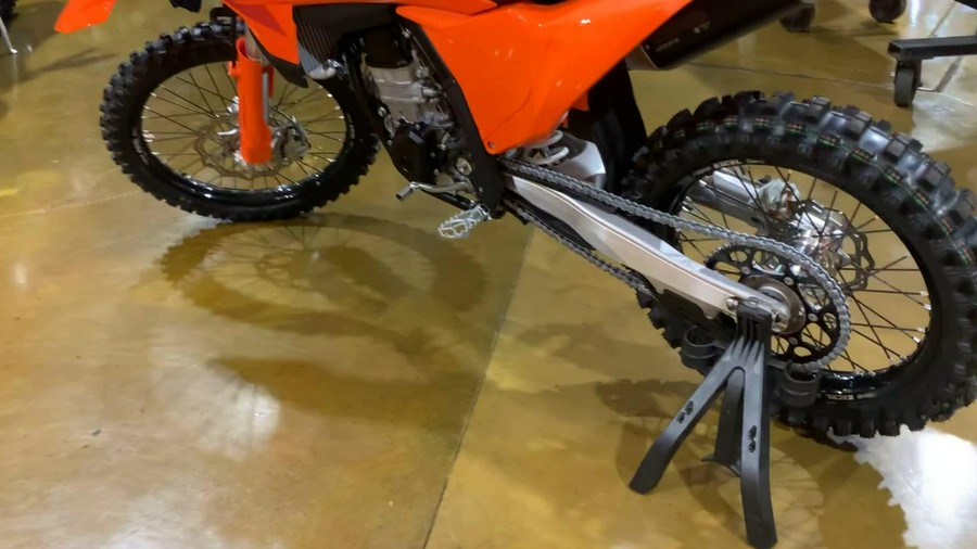 2025 KTM 450 SX-F