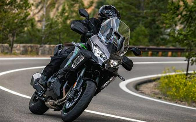 2025 Kawasaki Versys® 1100 SE LT ABS