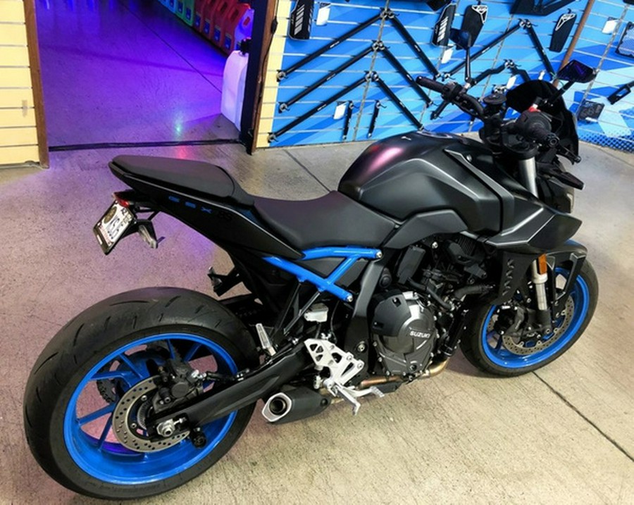 2024 Suzuki GSX 8S