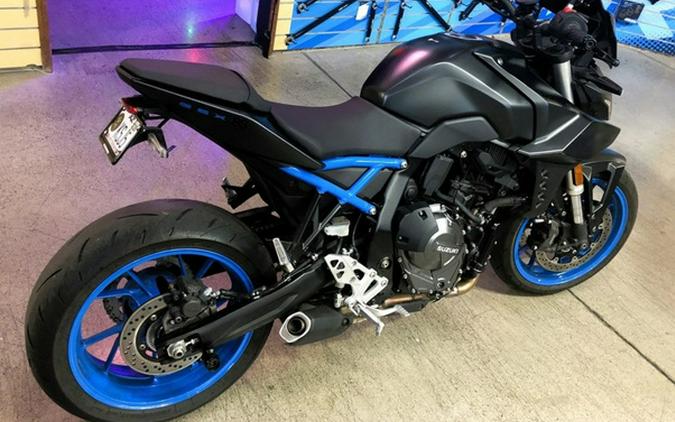 2024 Suzuki GSX 8S