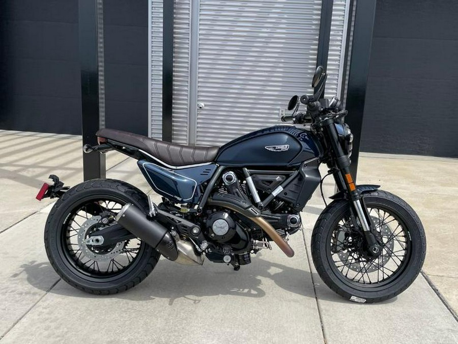 2024 Ducati Scrambler Nightshift (2G) Blue