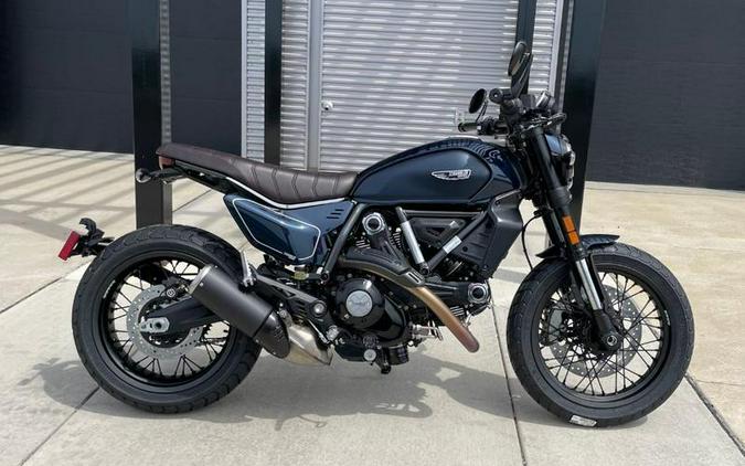 2024 Ducati Scrambler Nightshift (2G) Blue