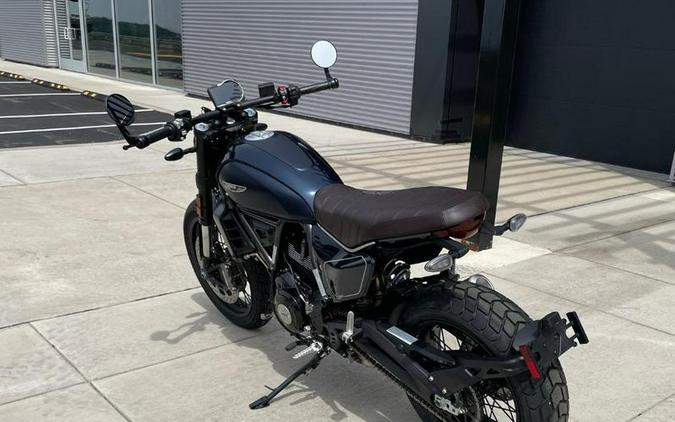 2024 Ducati Scrambler Nightshift (2G) Blue