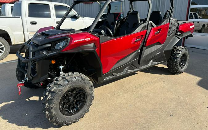 2025 Can-Am™ Commander MAX XT 700