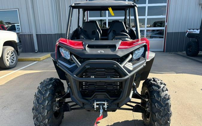 2025 Can-Am™ Commander MAX XT 700