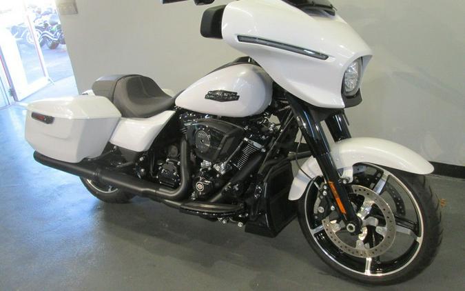 2024 Harley-Davidson® FLHX - Street Glide®