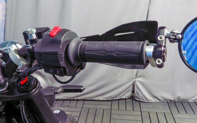 2022 Husqvarna Svartpilen 401