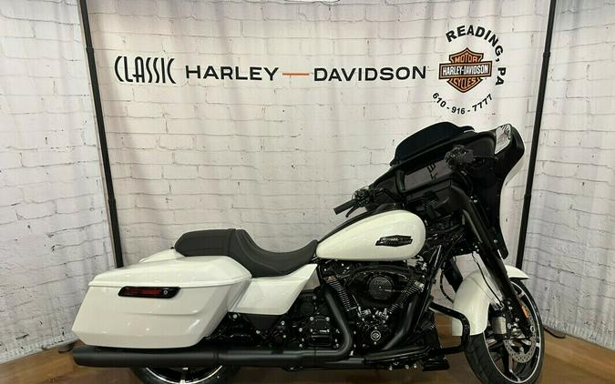 Harley-Davidson Street Glide® 2024 FLHX 0197893 WHITE ONYX PEARL