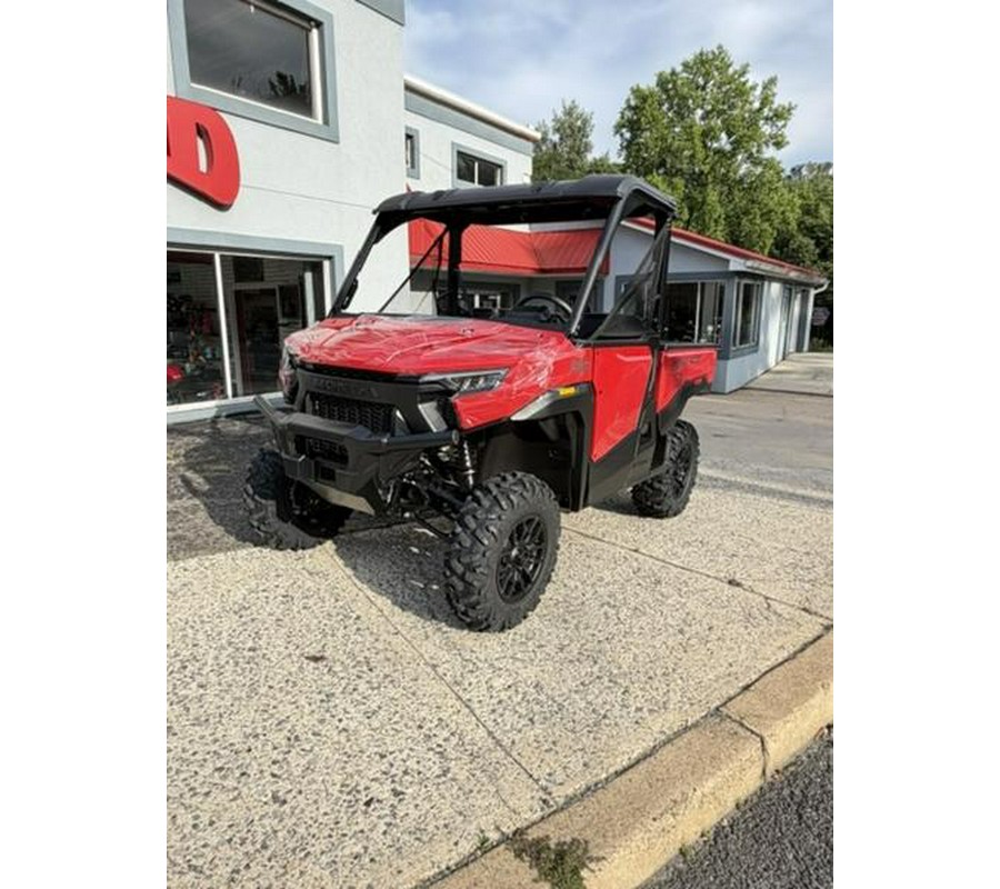 2026 Honda® Pioneer 1000 Deluxe