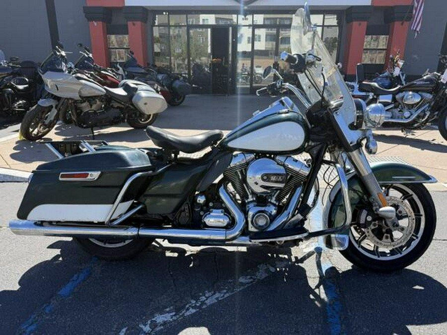 2014 Harley-Davidson® Road King® Mystique Green Metallic