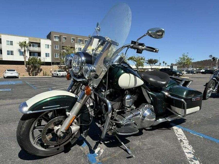 2014 Harley-Davidson® Road King® Mystique Green Metallic