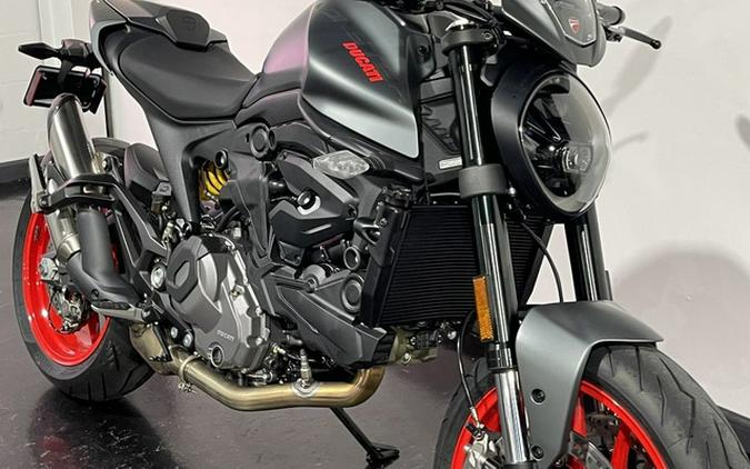 2024 Ducati Monster Plus