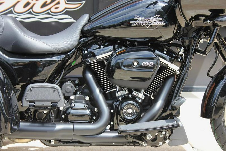 2024 Harley-Davidson® FLTRT - Road Glide® 3