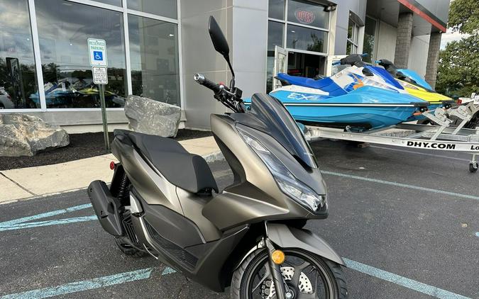 2024 Honda® PCX