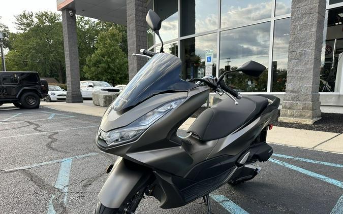 2024 Honda® PCX