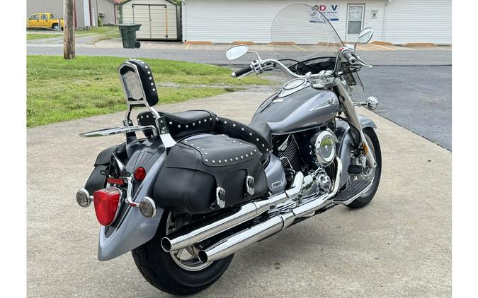 2004 V-STAR 1100 SILVERADO - Yamaha
