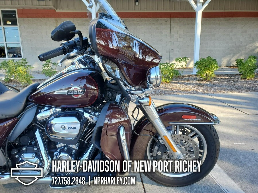 2022 Harley-Davidson® Tri Glide® Ultra Midnight Crimson/Vivid Black