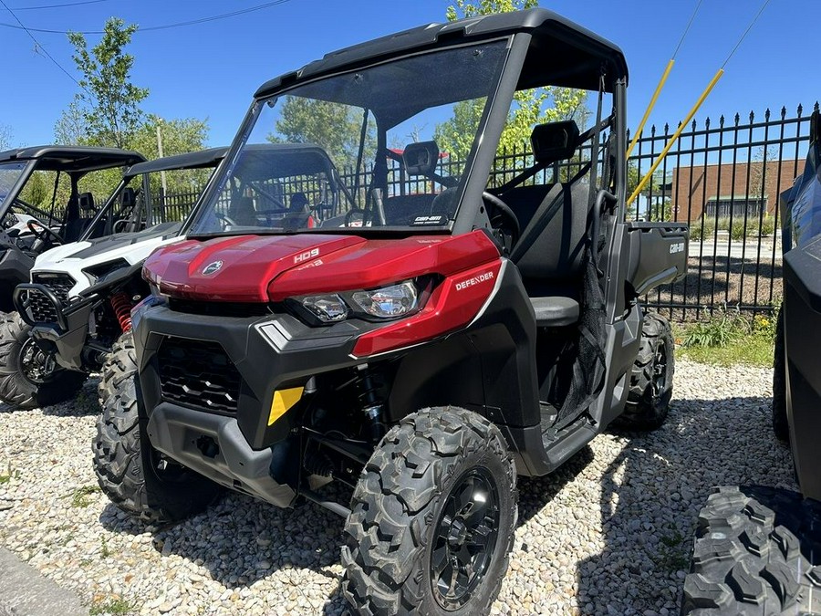 2024 Can-Am® Defender DPS HD9 Fiery Red